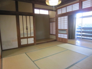 1階8畳和室